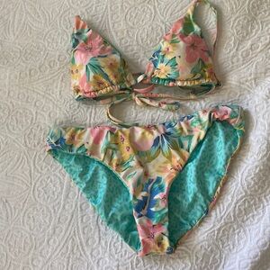 Billabong reversible bikini set